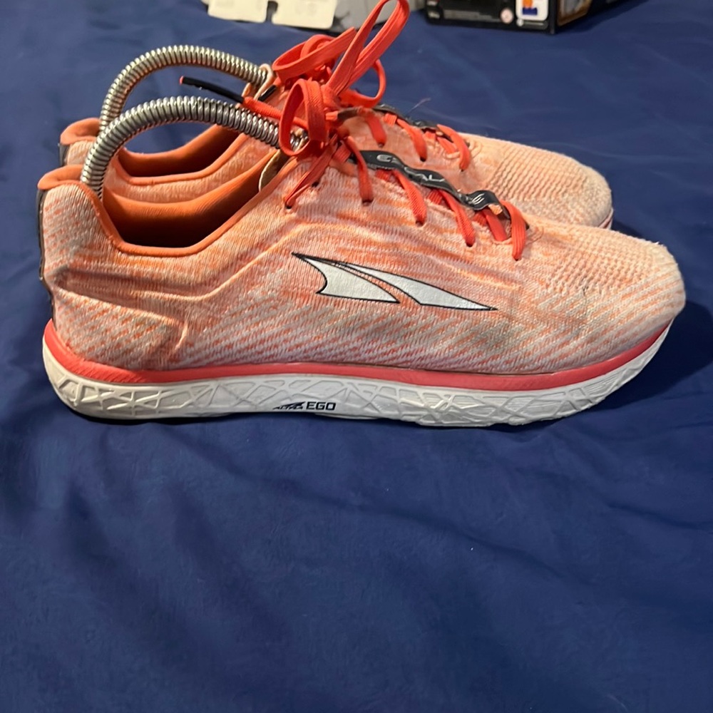 Womens altra size 8.5
